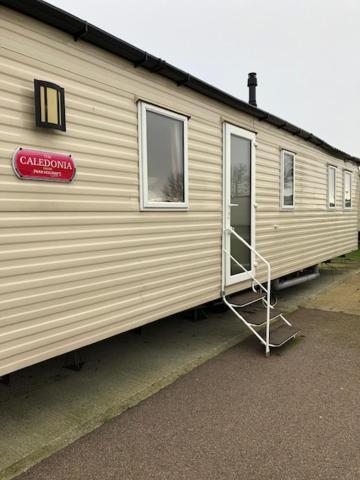 Caledonia Summertime Vila Jaywick Sands Exterior foto